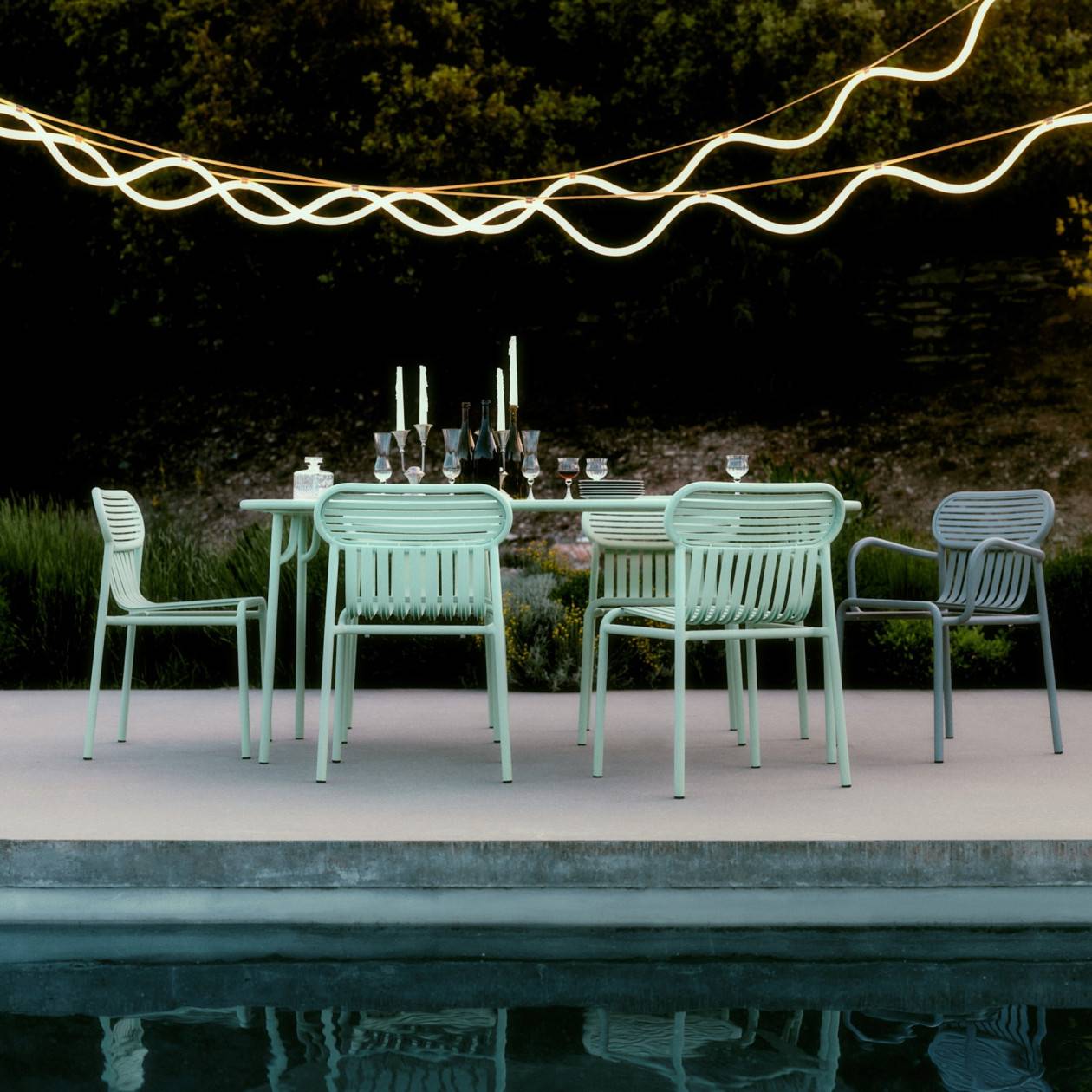Petite Friture - Chaise WEEK-END - Noir (vendues par 4)