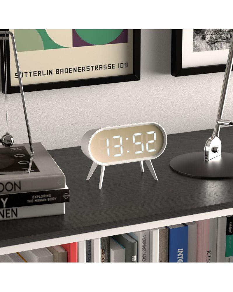 SPACE HOTEL - Réveil CYBORG