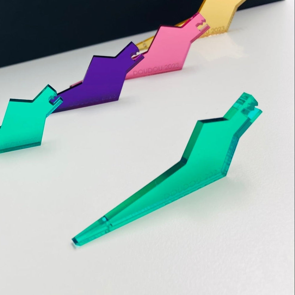 TELLMEE - PIN'S DRAGON   .XL