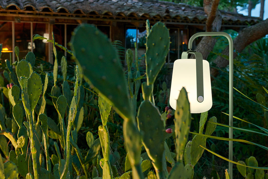 FERMOB - Balad pied à planter -lampe vendu séparément-